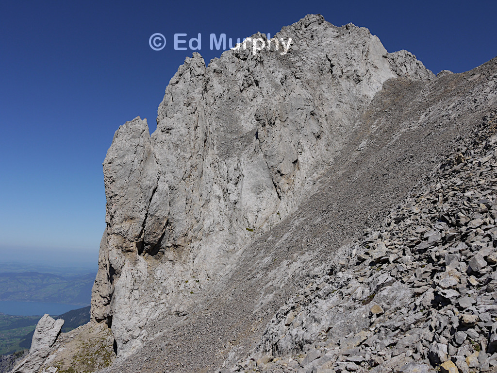 Steep scree on the way to the &Auml;rmighorn summit