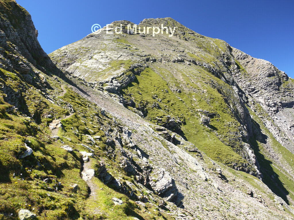 The approach to the Reeti summit