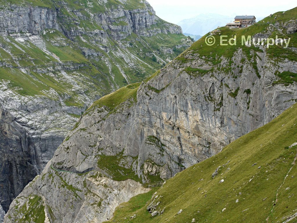 The New B&auml;regg Hut above the site of the old Stieregg Hut