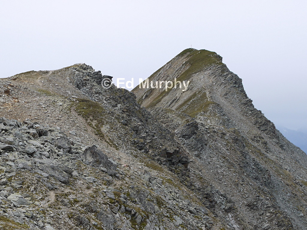 The Niwen from the path along the Niwun Ridge