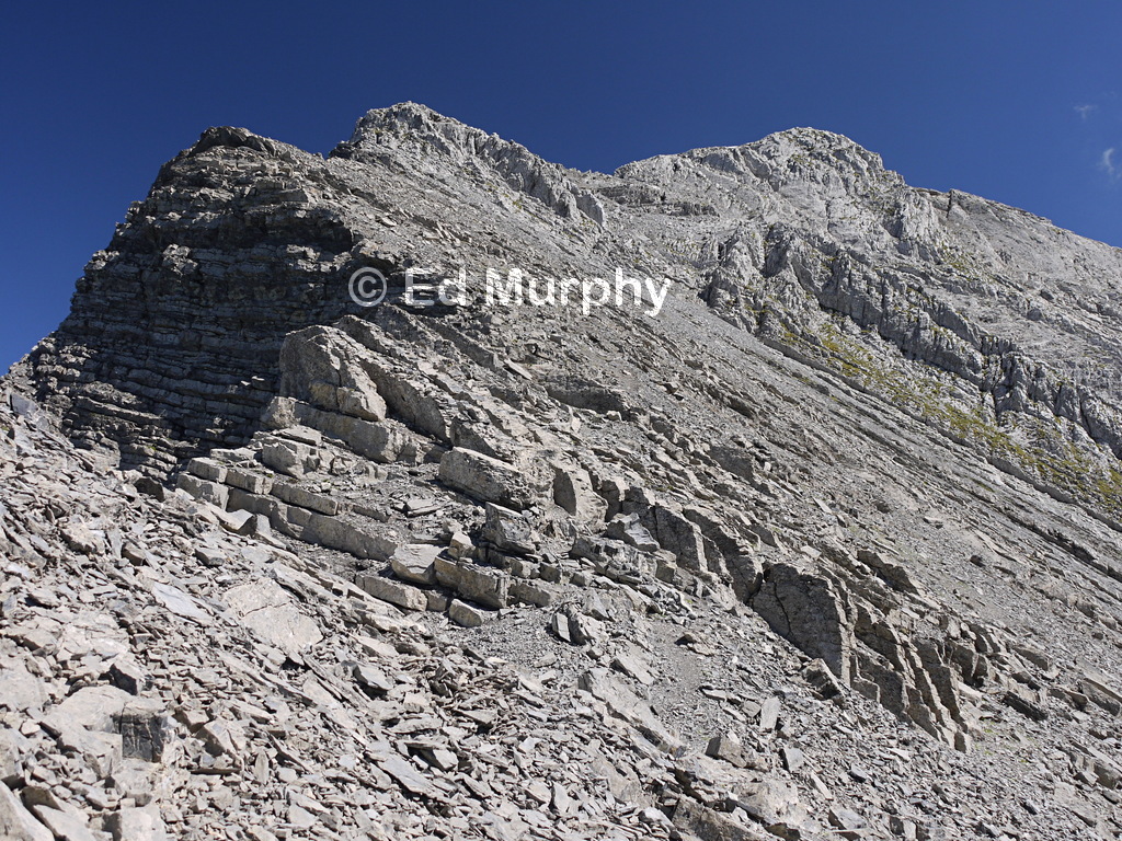 The track nearing the summit of the Hutstock