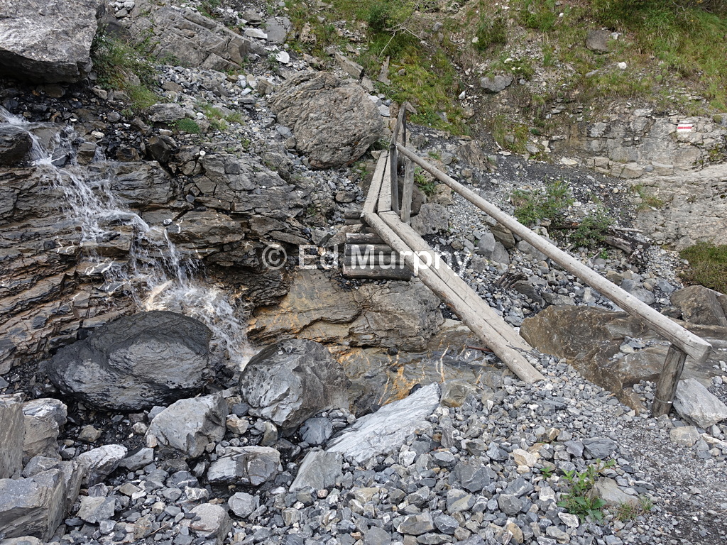Detail of the path to the Doldenhorn Hut