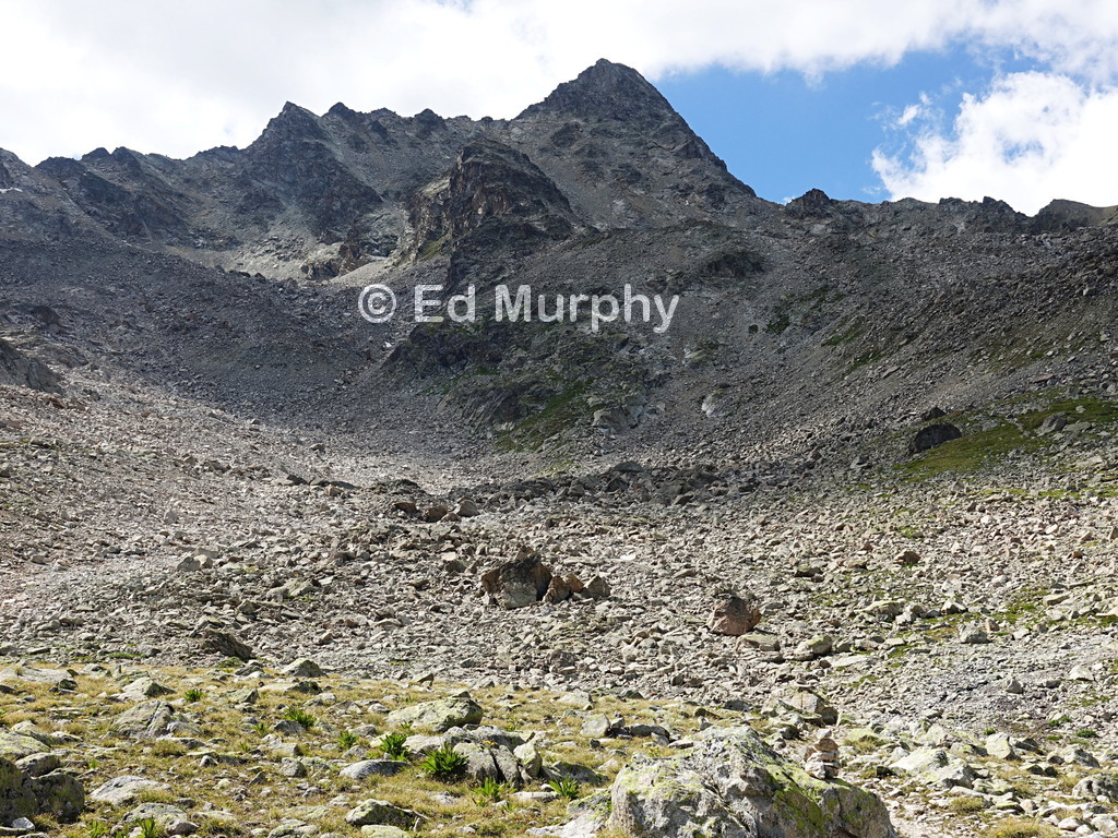 Piz Ot from the upper Valletta