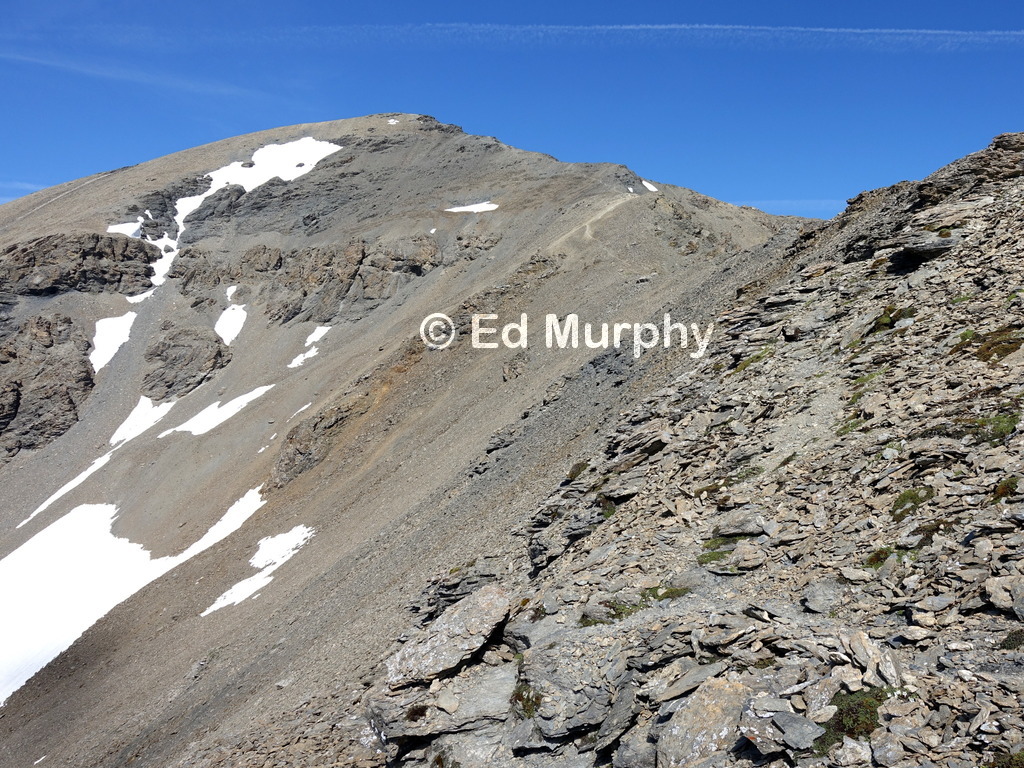The last stretch of the track up Piz Minschun